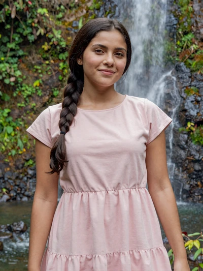 Paola, 25, Panamanian single from Penonomé near a tropical waterfall in Coclé province - verified dating profile